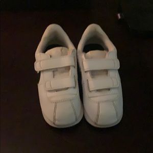 8c Cortez white and blue toddler boys